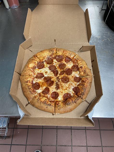 Does domino's have stuffed crust pizza - Does Domino’s Have a Stuffed Crust Pizza? Yes, Domino’s does offer a stuffed crust pizza option on their menu. This popular pizza chain introduced their version of the stuffed crust pizza a few years ago, and it has quickly become a favorite among pizza lovers. 